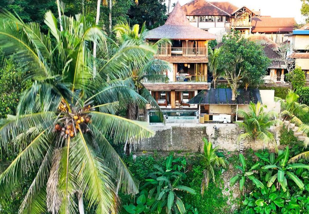 Ubud Riverside Villa Экстерьер фото